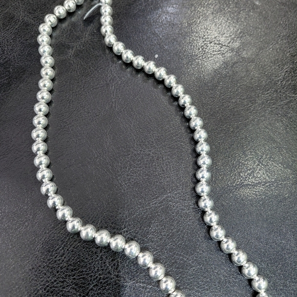 lucano Geovanni Jewelry - Classic Silver Beaded Necklace